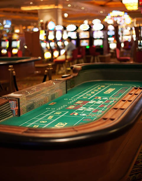 jakseltoto bio Android app interface showing live-dealer table selection